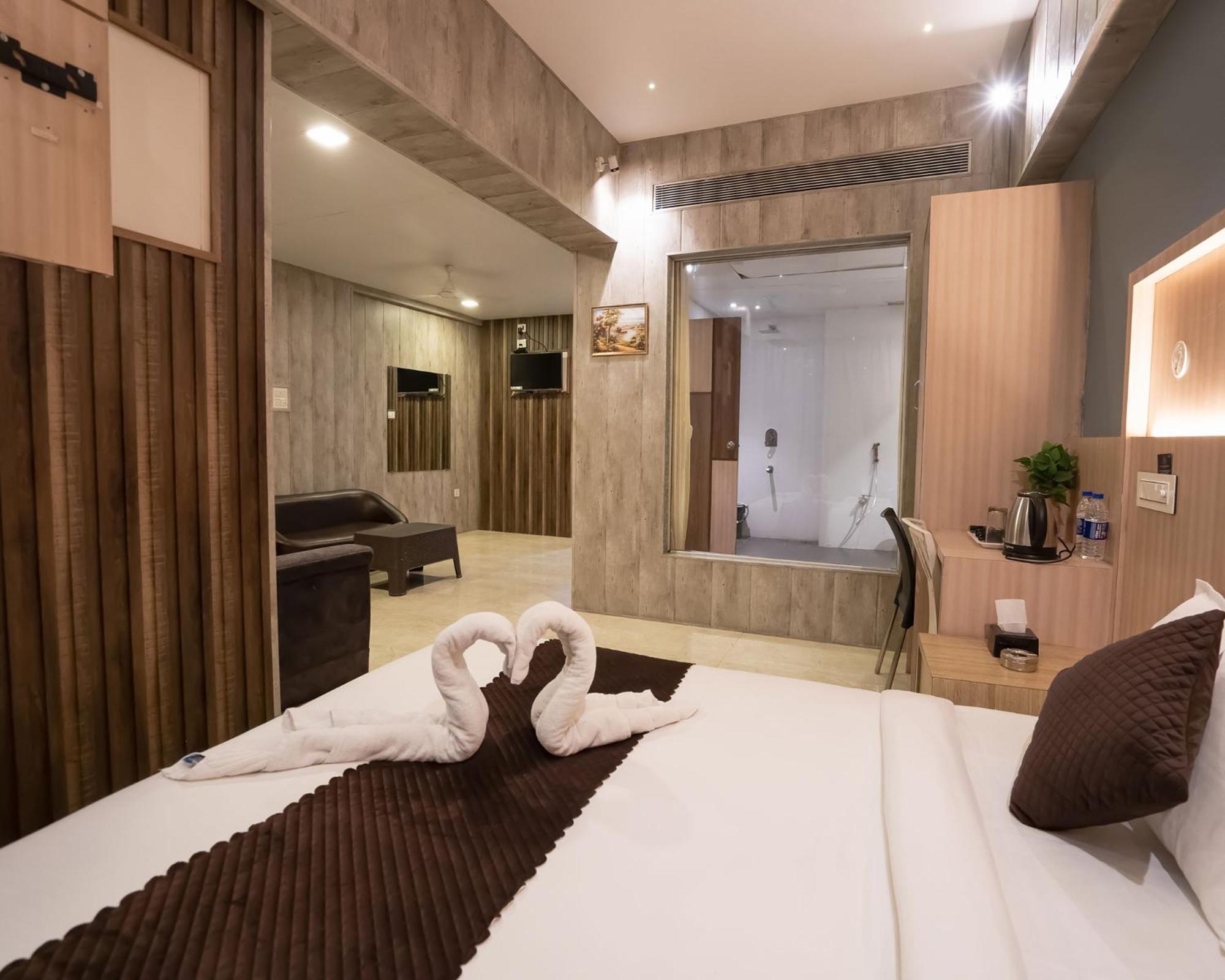 Hotel Grand Seasons- Navi Mumbai Eksteriør billede